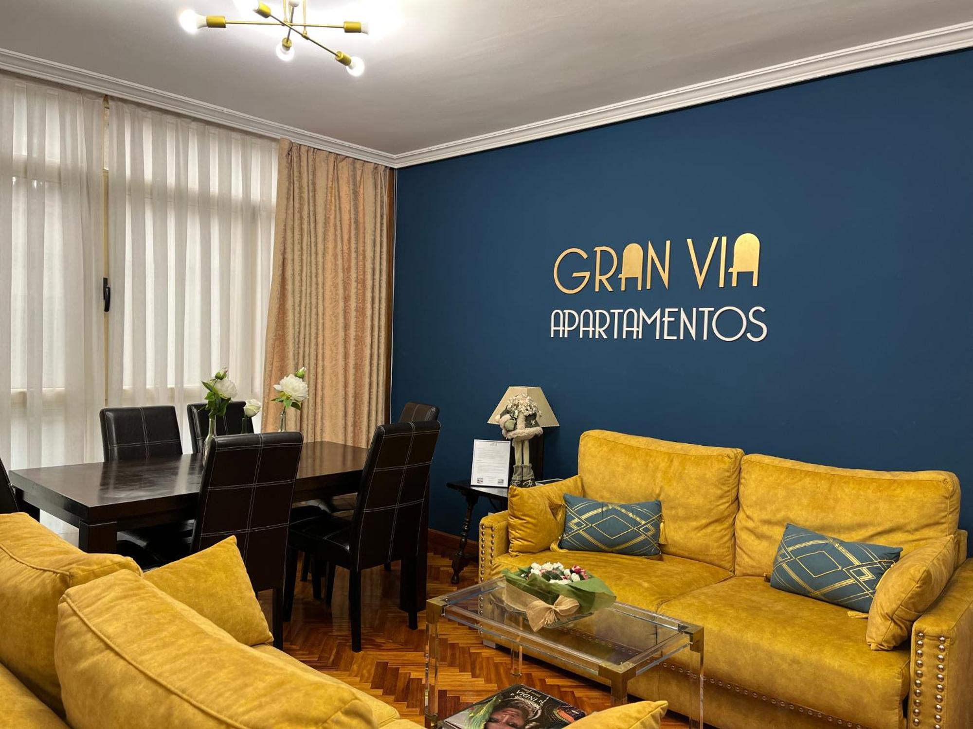 Apartamentos Gran Via Саламанка Екстер'єр фото